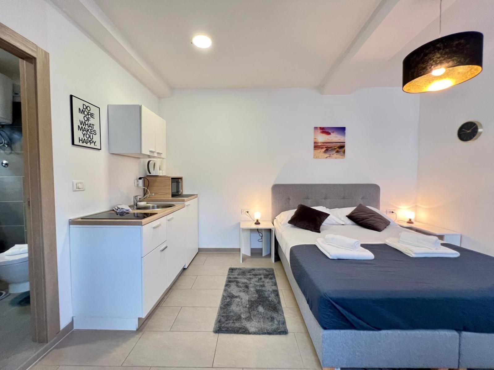 Azzurro Mare Apartment Pula Luaran gambar