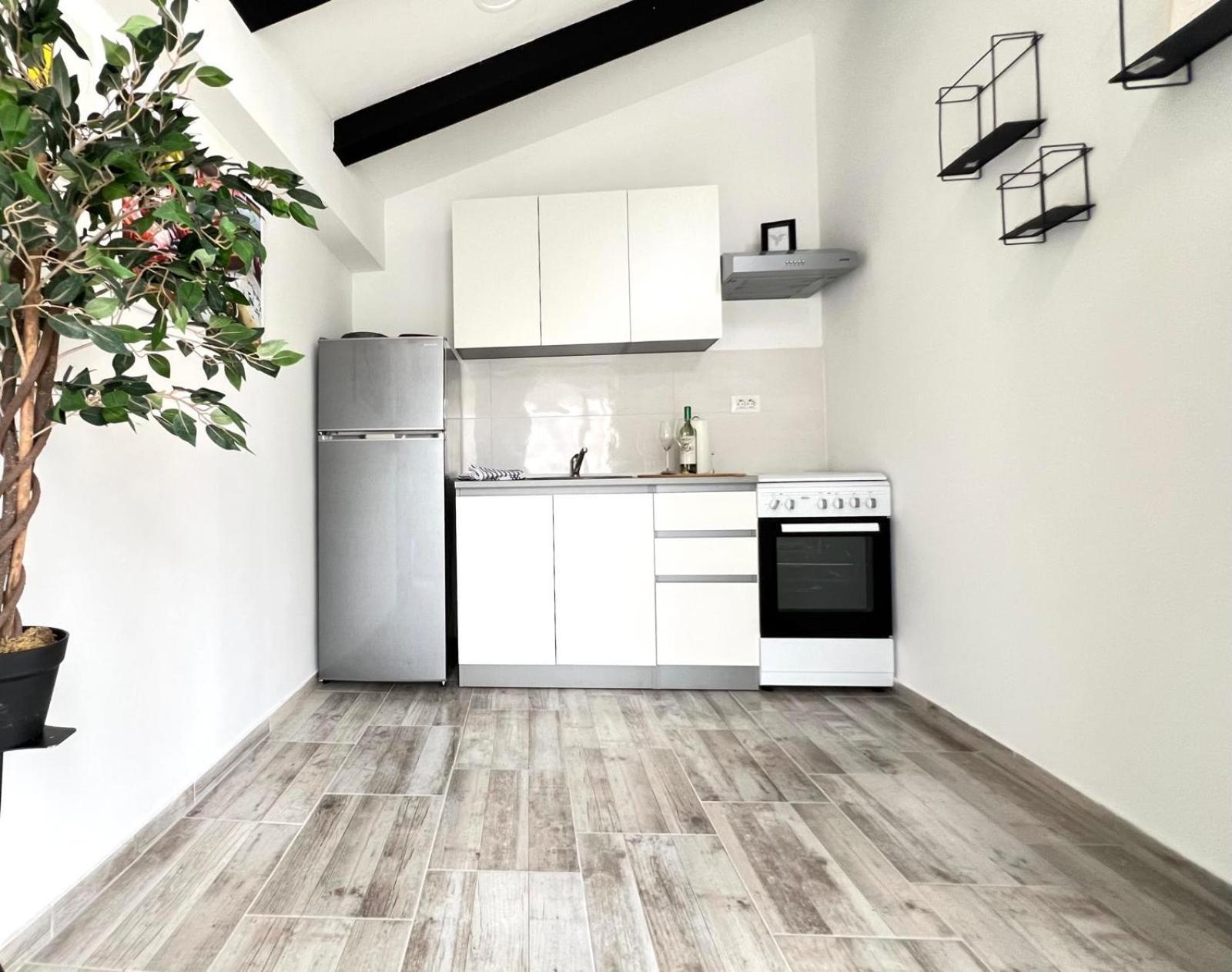 Azzurro Mare Apartment Pula Luaran gambar