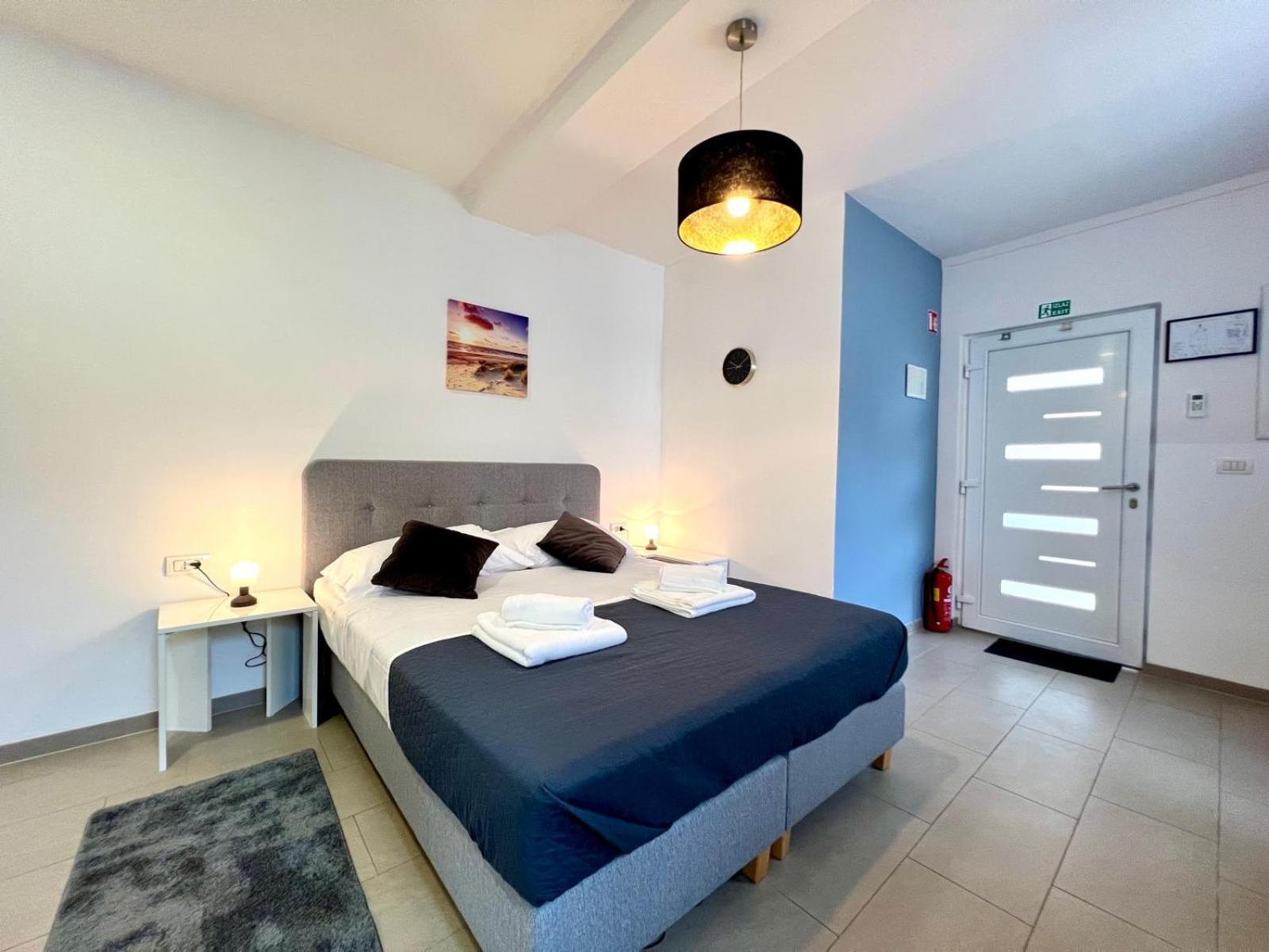 Azzurro Mare Apartment Pula Luaran gambar