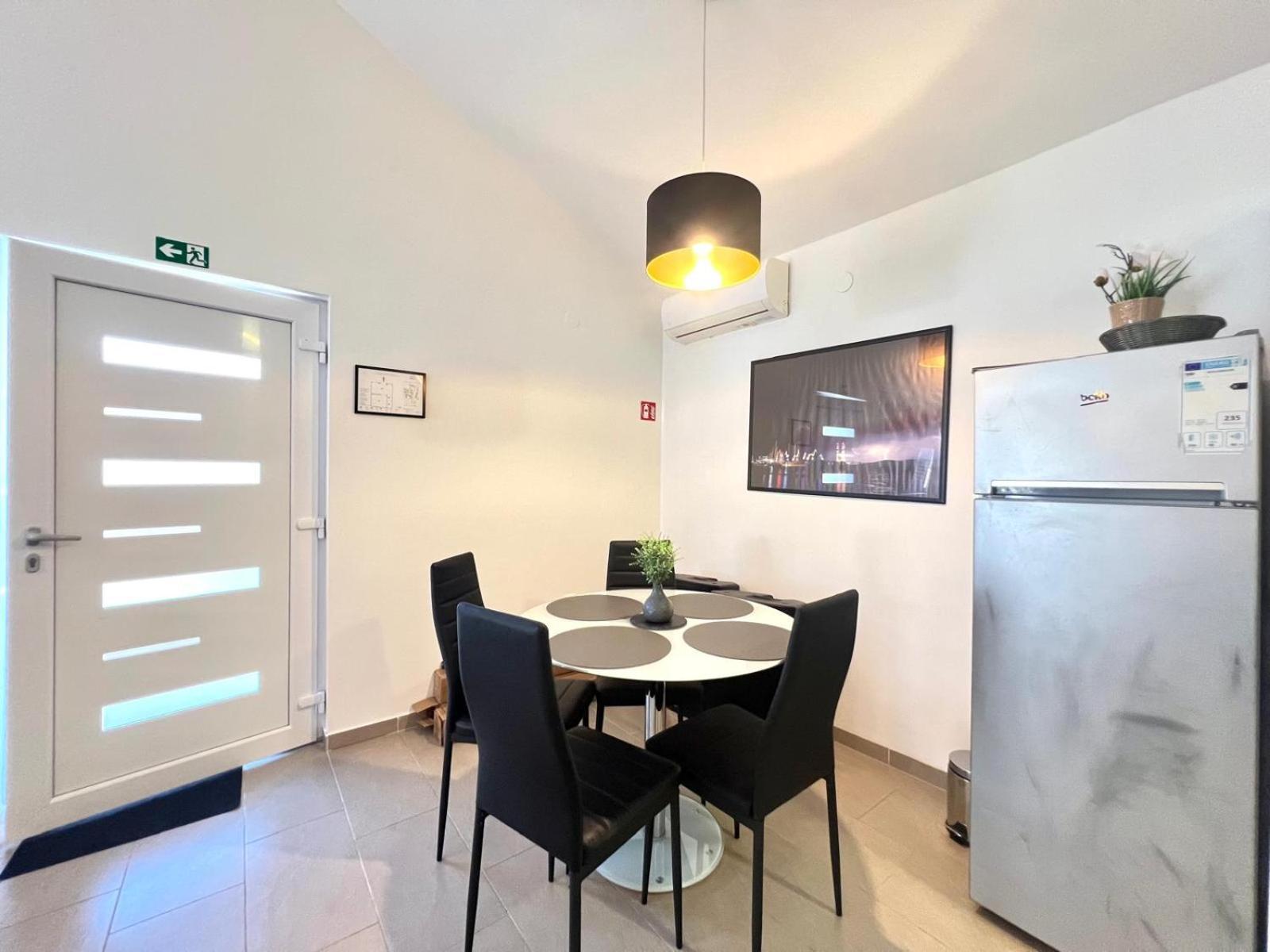 Azzurro Mare Apartment Pula Luaran gambar