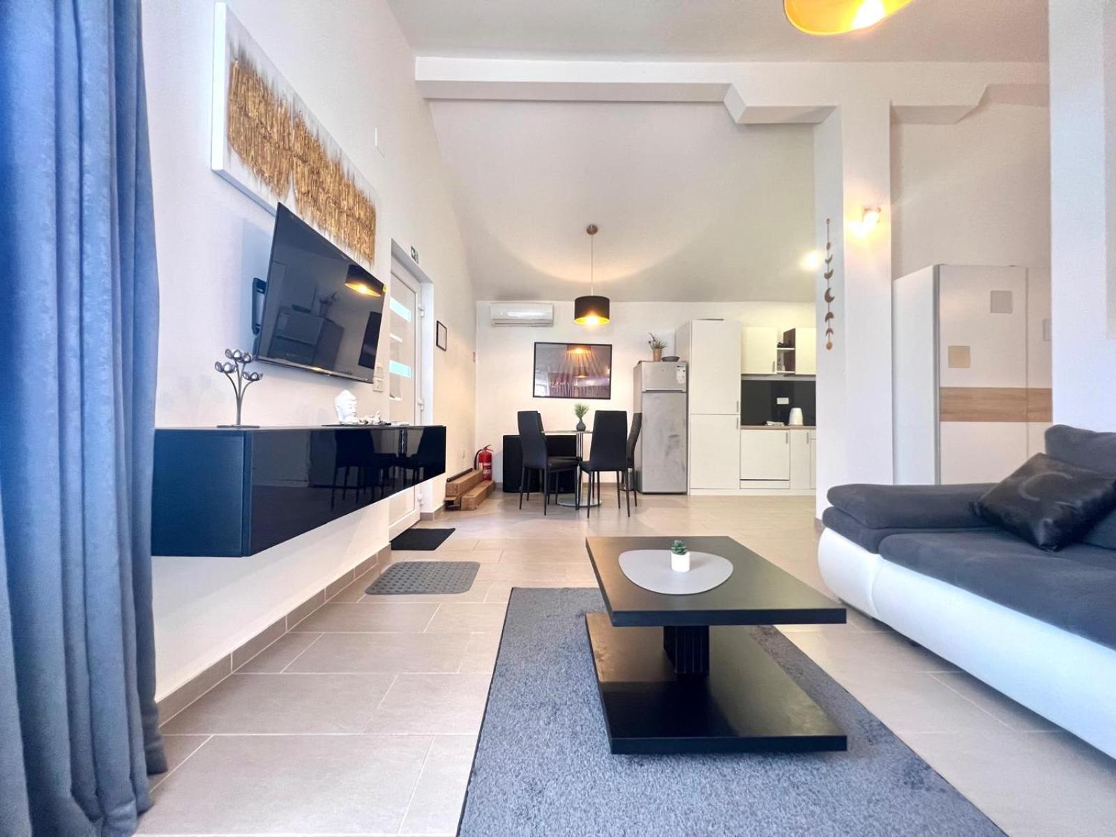 Azzurro Mare Apartment Pula Luaran gambar