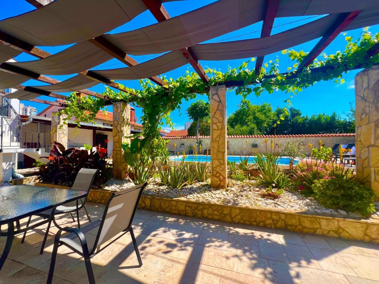 Azzurro Mare Apartment Pula Luaran gambar
